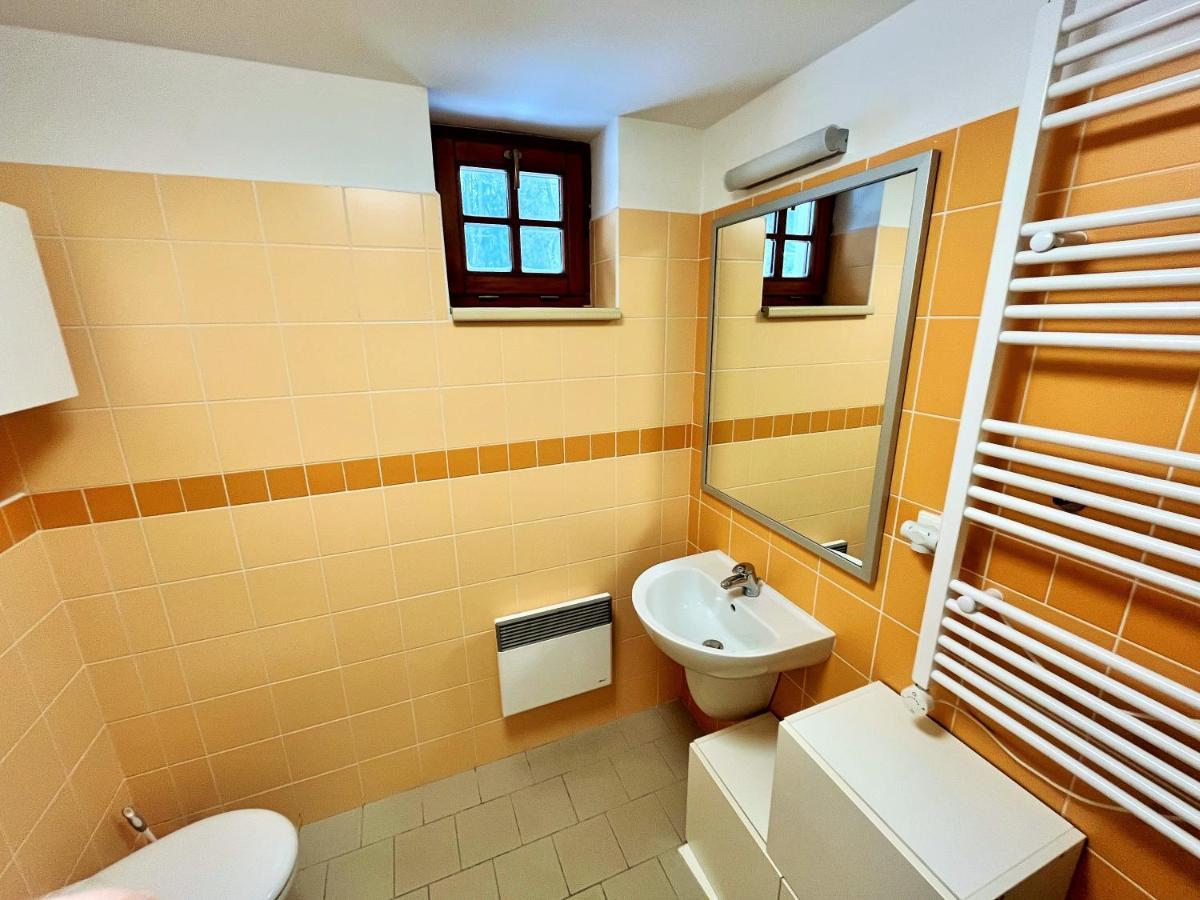 Iii. Apartment Ricky (Hradec Kralove)